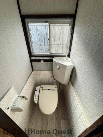 YER柏原戸建のトイレ写真