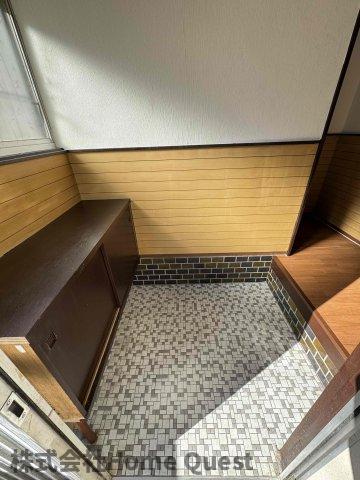 YER柏原戸建の玄関写真