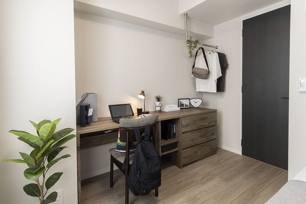 その他設備　机やイスの家具付き！