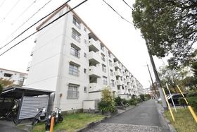 阪急京都線/高槻市駅 バス16分 (バス停)富田団地中央 歩3分