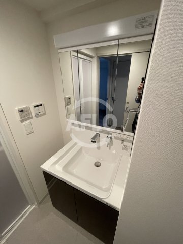 洗面設備　WORVE吹田江坂　洗面台