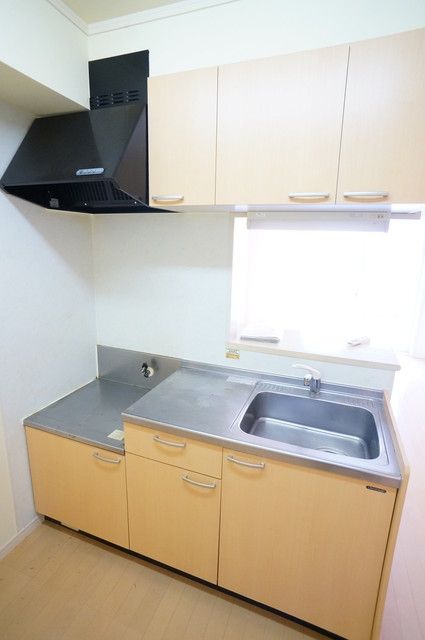 キッチン　他号室。参考写真