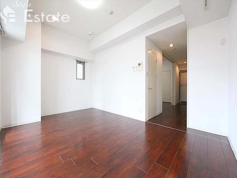 居室・リビング　内装