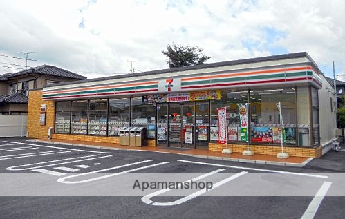 コンビニ　セブンイレブン（コンビニ）まで118m
