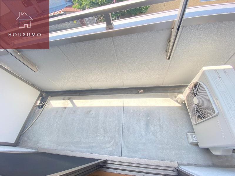 バルコニー　同施工会社・同型モデルの室内です。（参考写真・イメージ写真）