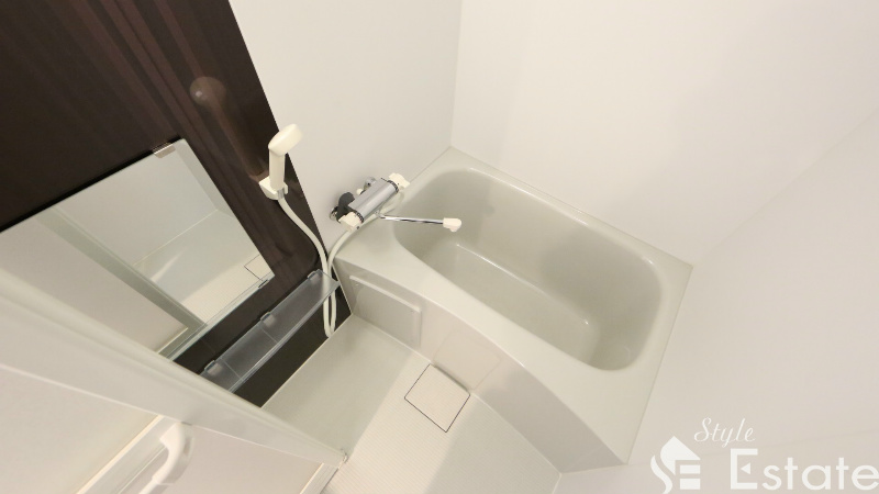 バス・シャワールーム　バスルーム