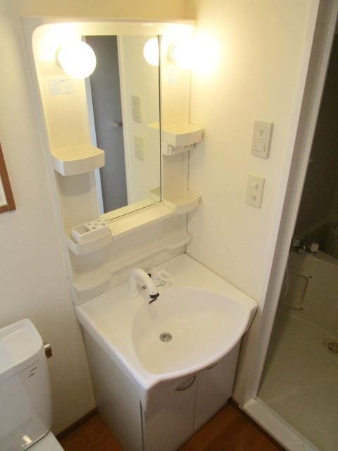 洗面設備　★独立洗面台付き★