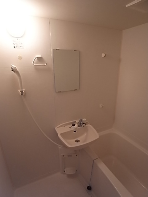 バス・シャワールーム　バスルーム