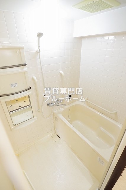 バス・シャワールーム　清潔なお風呂です！