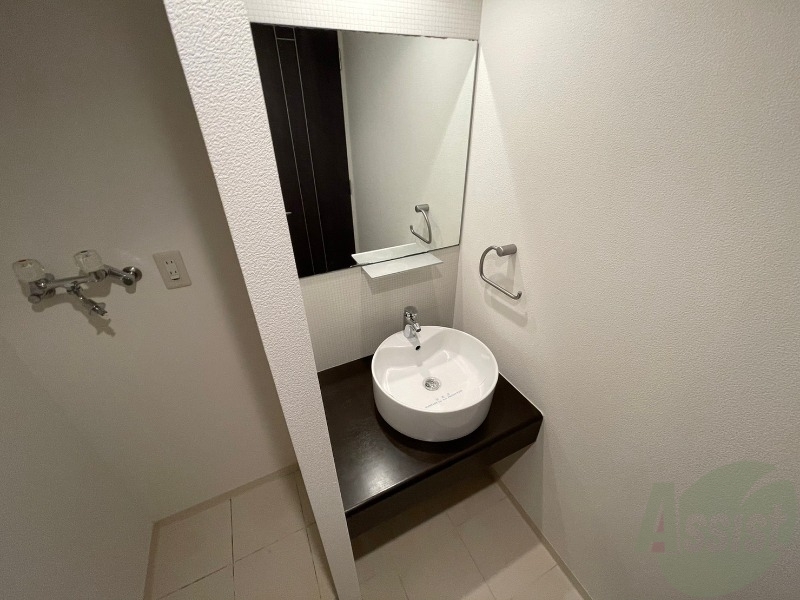 洗面設備　こちらに洗面台があります。朝の洗顔はこちらで。