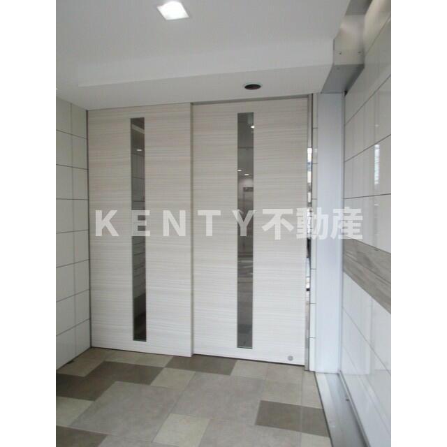 エントランス　清潔なエントランスです