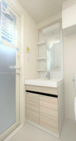 洗面設備　忙しい朝には欠かせない洗面所です♪