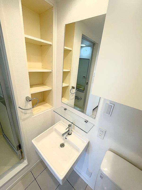 洗面設備　洗面化粧台