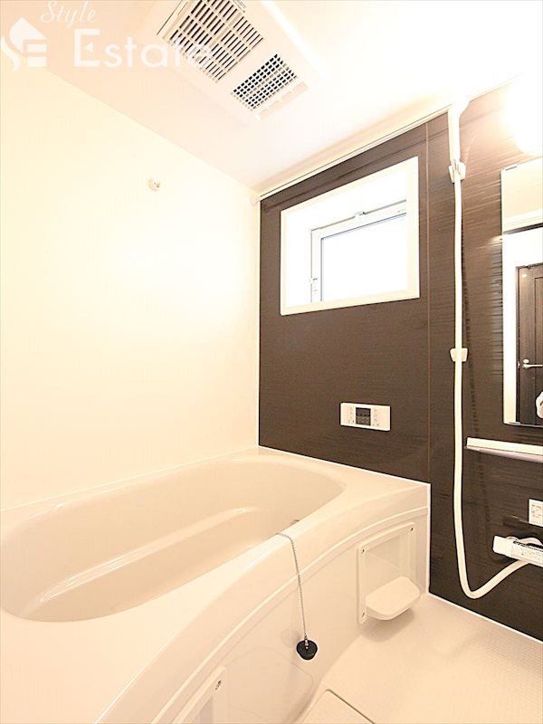 バス・シャワールーム　バスルーム