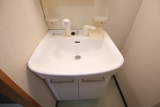洗面設備　※別室の参考写真の為、現況優先です。