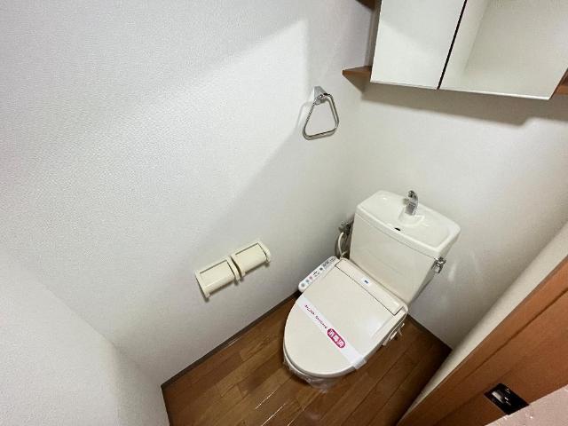 トイレ　シャワー付トイレ