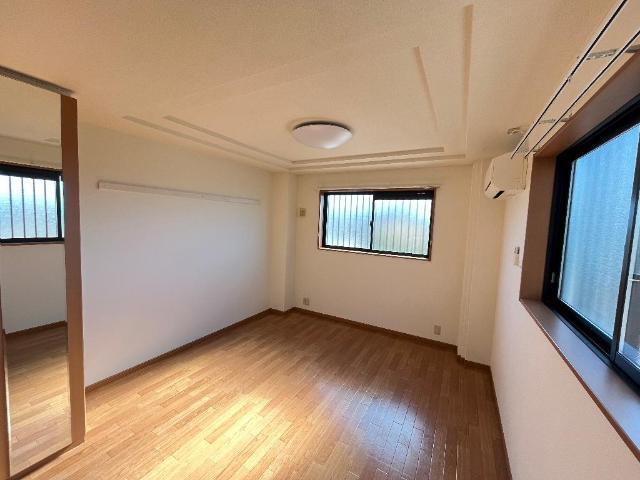 居室・リビング　洋室