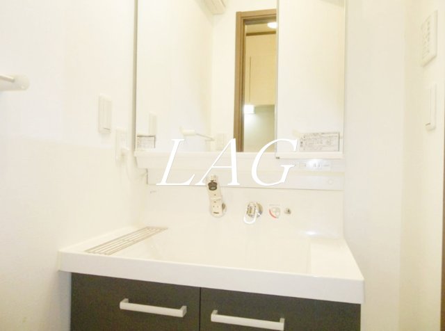 洗面設備　洗面台です。