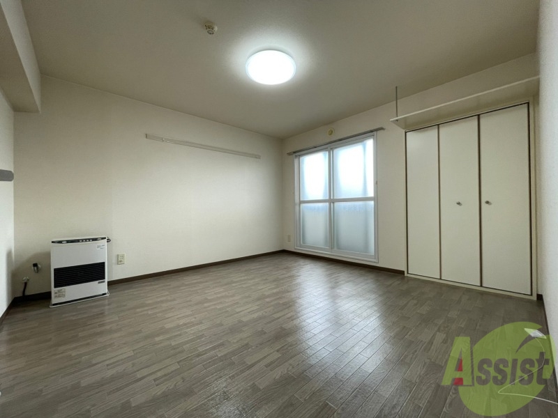 居室・リビング　明るいお部屋は気持ちよく過ごせそうですね。