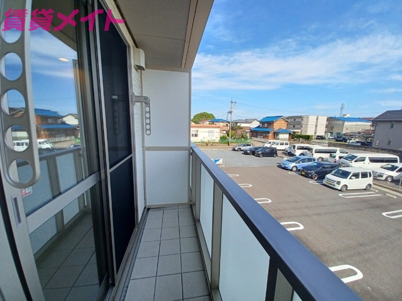 バルコニー　同物件別部屋のお写真です。