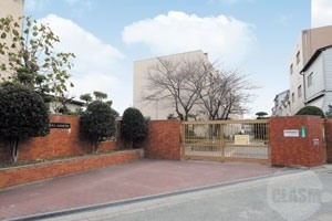 小学校　大阪市立大桐小学校（小学校）まで675m
