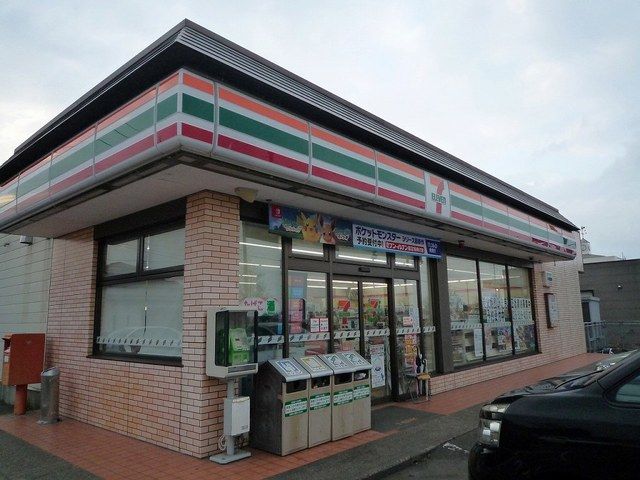 コンビニ　セブンイレブン上越教育大学前店（コンビニ）まで1200m