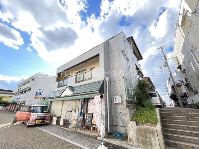建物外観　近鉄恩智駅まで徒歩１分