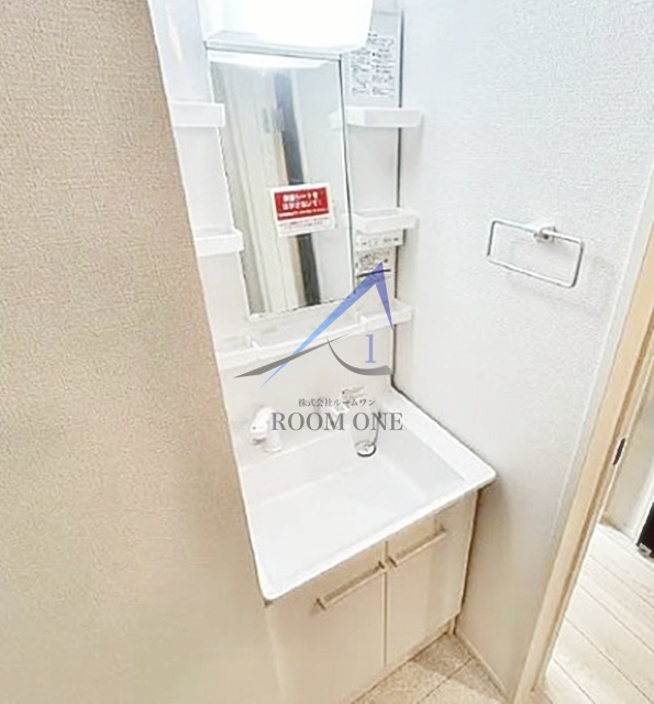 洗面設備　洗面台です。