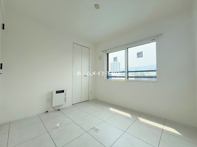 その他部屋・スペース　明るい洋室、寝室にどうぞ♪