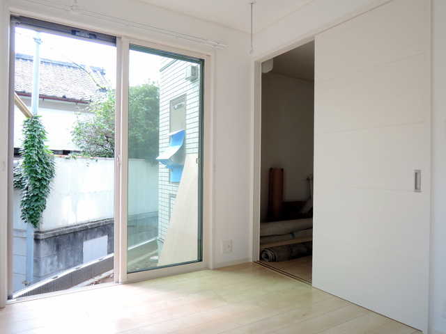 居室・リビング　★明るいフローリングのお部屋です★