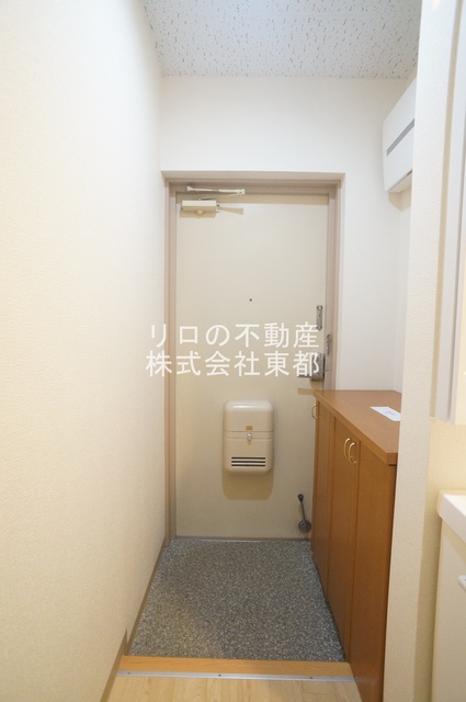 玄関　下駄箱付なので、玄関はいつでもスッキリ片付きますね☆