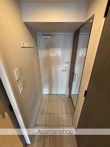 地下鉄中央線 阿波座駅 徒歩7分 12階建 築5年の玄関写真