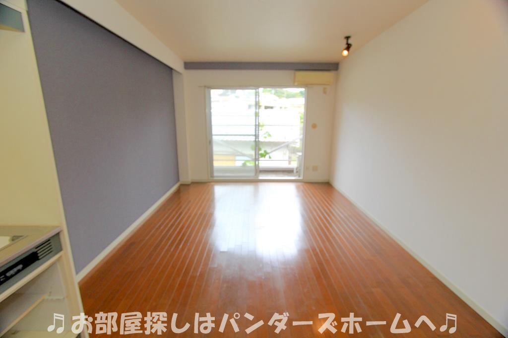 パティオ香里園東の居間写真