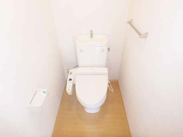 リベラルハイムB棟のトイレ写真
