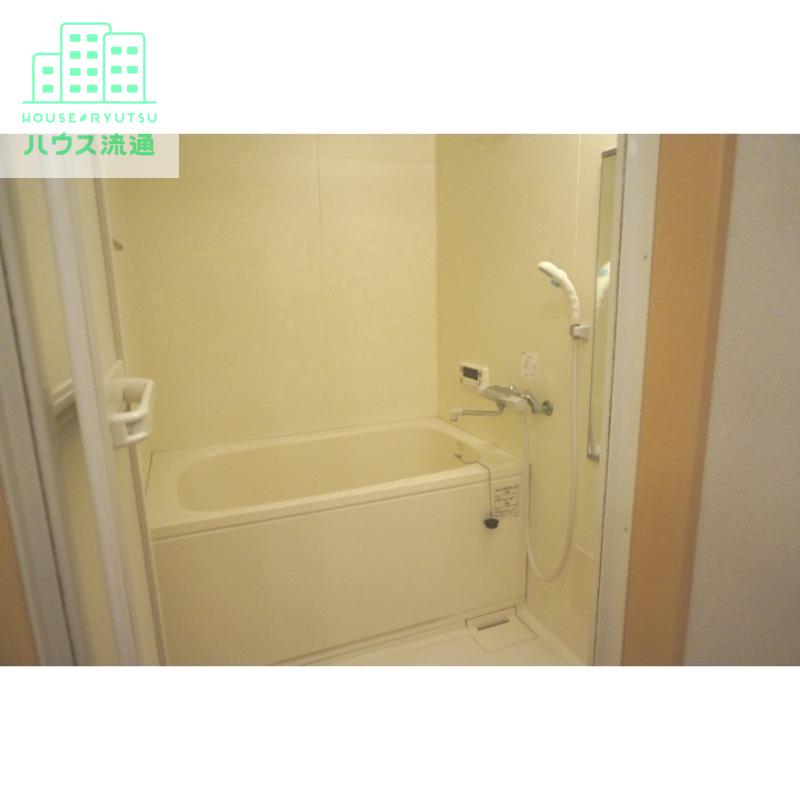 バス・シャワールーム　※反転タイプのお部屋です