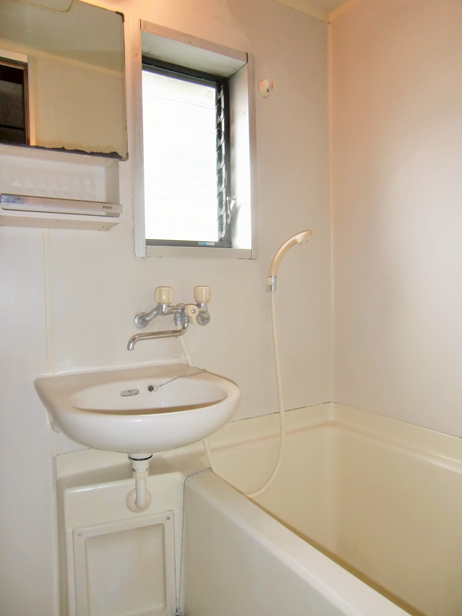 バス・シャワールーム　２点ユニットバス