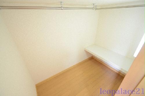 収納　備品や設備仕様は号室等により異なります現地をご確認下さい。