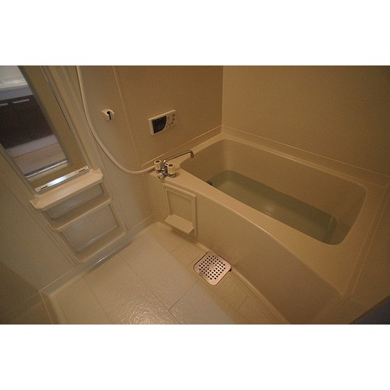 バス・シャワールーム　追い炊き給湯