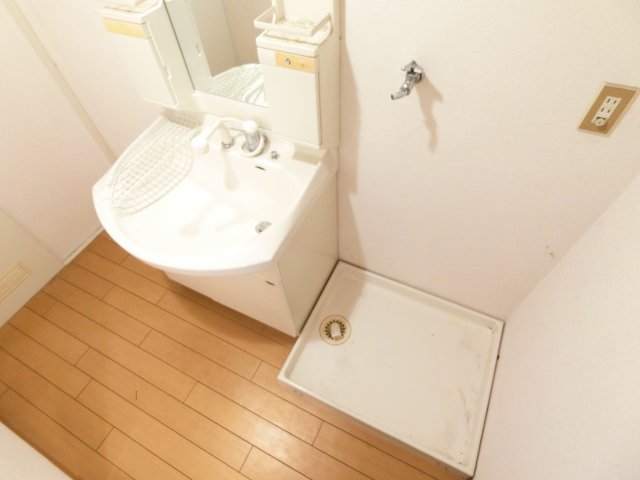 洗面設備　同物件別部屋