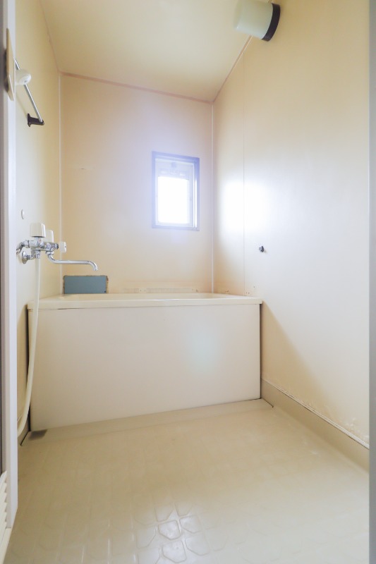 バス・シャワールーム　図面と現状に相違がある場合には現状を優先