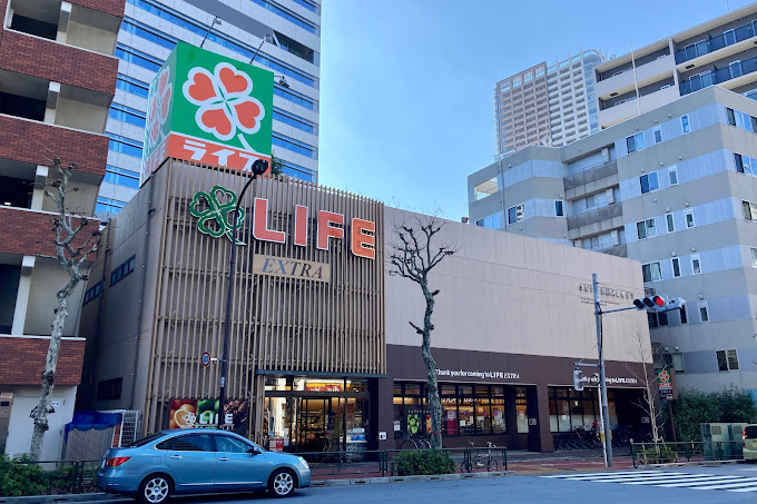 【品川区北品川のマンションのスーパー】