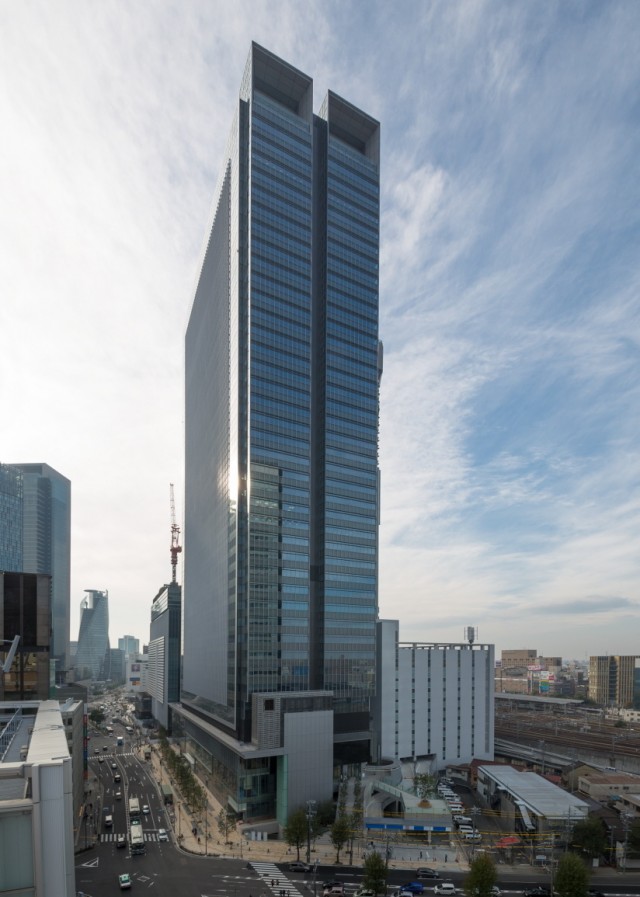 【名古屋市中村区亀島のマンションのショッピングセンター】