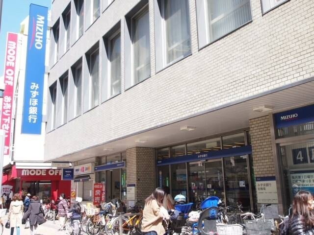 【オーパスホームズ大泉学園Iの銀行】