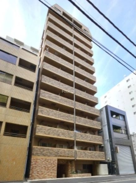 トーシンフェニックス日本橋三越前の建物外観