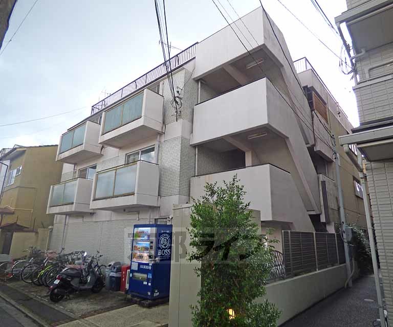 【ｋｅｙ－ｈｏｕｓｅ今出川の建物外観】