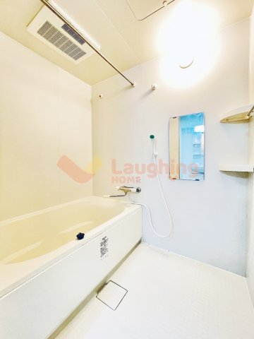 バス・シャワールーム　お風呂で日々の疲れを落としましょう