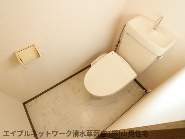 トイレ　ゆったりとした空間のトイレです