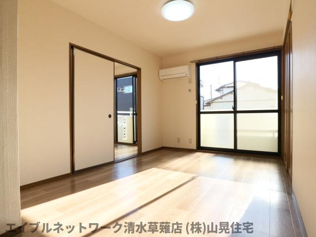 居室・リビング　おしゃれな居間です