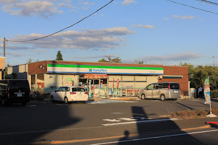 コンビニ　ファミリーマート　国分寺弁天通り店（コンビニ）まで571m