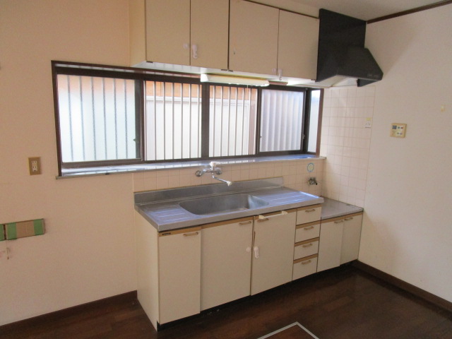 建替え短期用貸家のキッチン写真